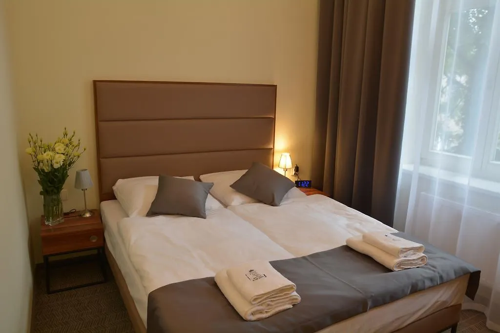 Aparthotel Old Town Краков