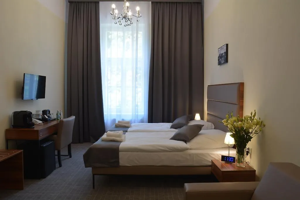Aparthotel Old Town Краков