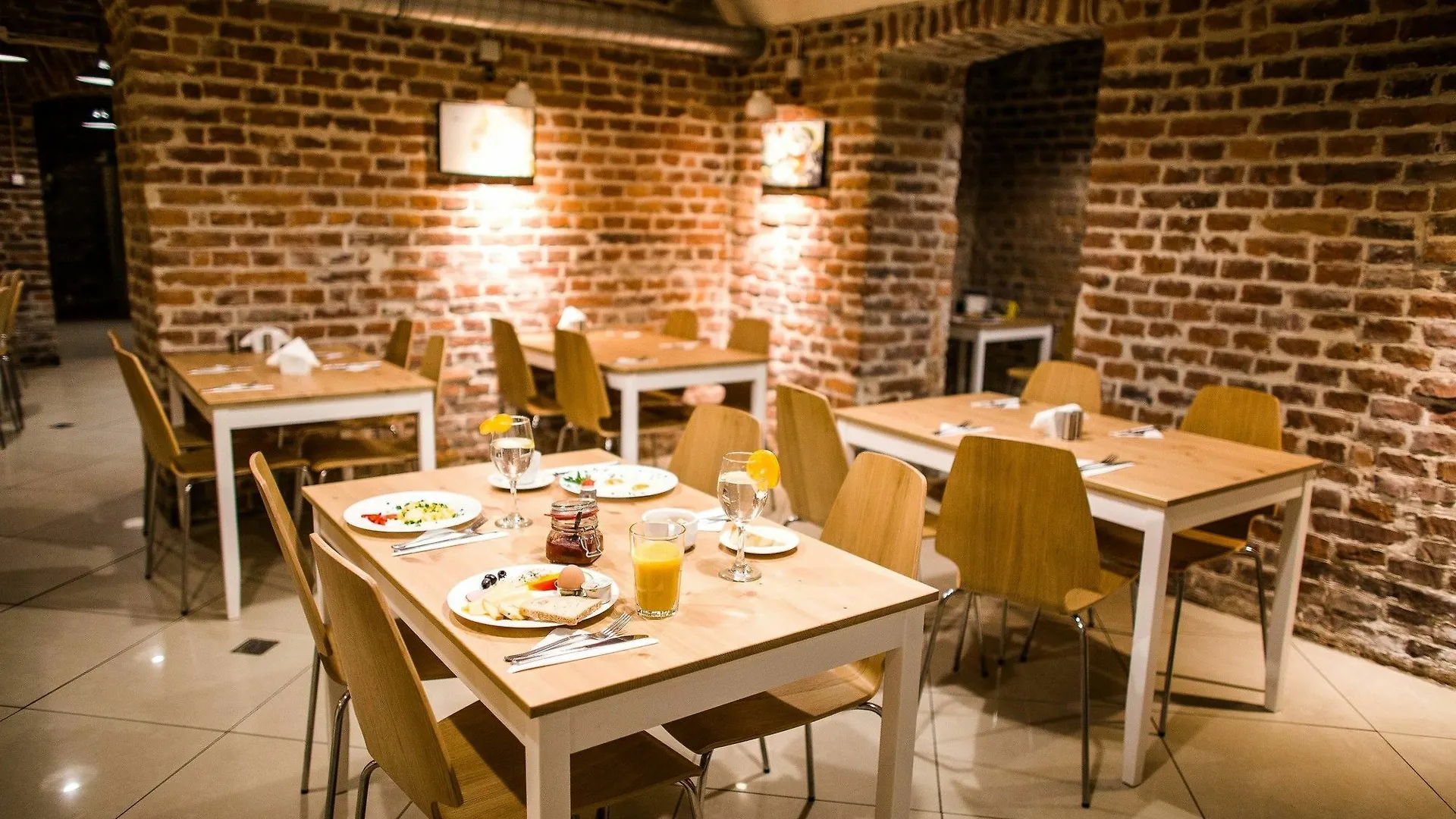 Aparthotel Old Town Краков